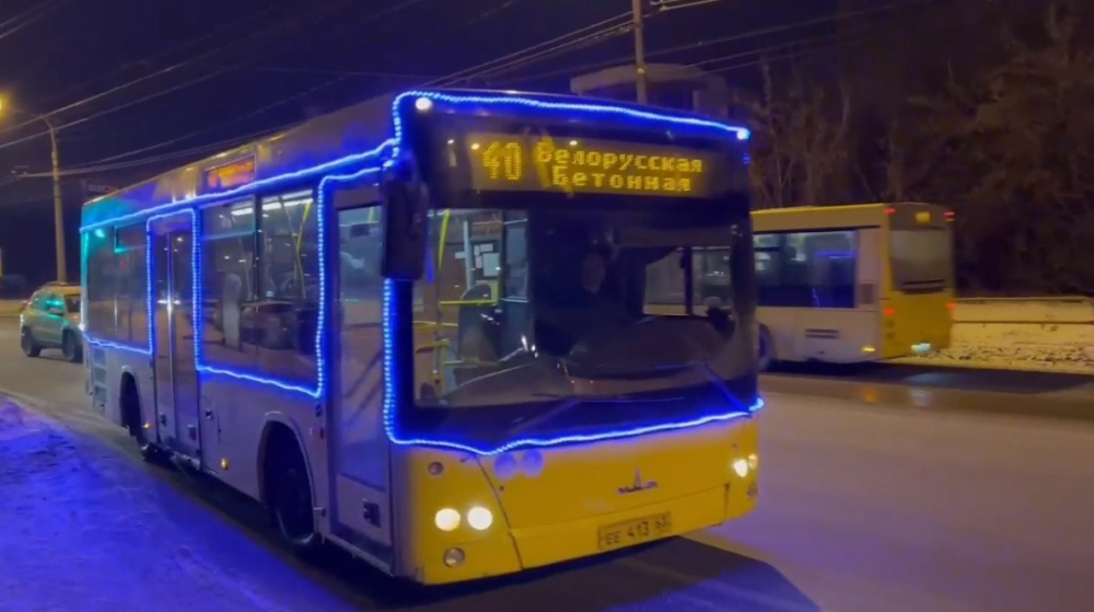«Приятная эпидемия»: в Самарской области появляется всё больше новогоднего транспорта