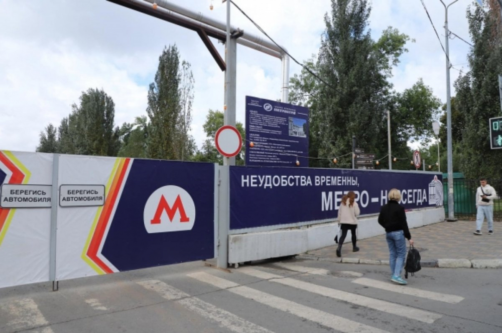 «Из 431 помещения – выкуплены 220»: Александр Хинштейн сомневается, что расселение в зоне метростроя завершится до конца октября