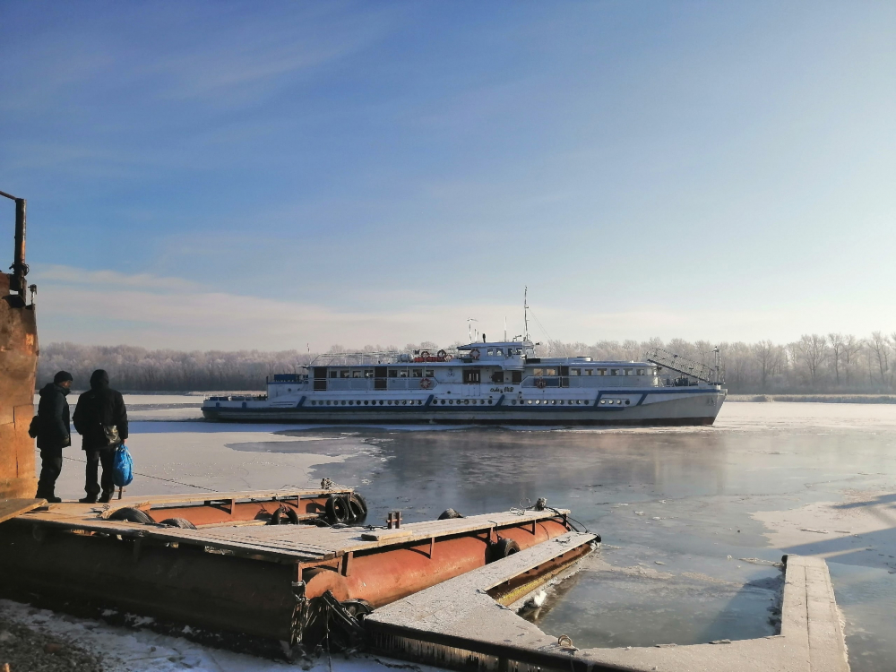 «Сервис по-самарски»: «Омик» из Рождествено оставил пассажиров на берегу в 20-градусный мороз