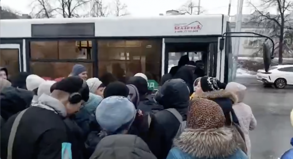 Трамвай №19, №22, автобус №50: самарцы снимают видео, как уехать на общественном транспорте