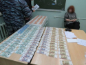 Сотрудницу самарского транспортного колледжа задержали за взятку в 345 тысяч рублей