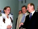 25 лет назад Владимир Путин посетил школу в селе Кузькино Самарской области