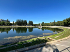 В парке 50-летия Октября на Металлурге почти высохло озеро