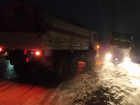 50 автомобилей застряли на трассе в Самарской области из-за сложных погодных условий