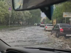 Из-за града с дождем на самарских улицах начали тонуть машины