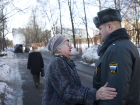 «Прибежал на помощь в тапочках»: в Тольятти участковый откликнулся на просьбу жительницы в нерабочее время