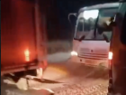 Во время снежной бури в Самарской области спасли 5 пассажирских автобусов и авто с грудным ребёнком