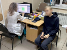 Вячеслав Федорищев навестил пострадавшего от перцового баллончика подростка и объявил о новой инициативе в сфере миграции 