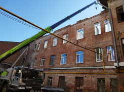 В Самаре начали ремонтировать Дом Челышева, сильно пострадавший от пожара весной