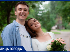«Имя не спросил, но нашёл по баллам ЕГЭ»: в Валентинов день самарская пара рассказала свою историю любви