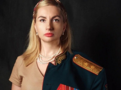 Жена самарского генерала Екатерина Колотовкина поддержала бойкот «Голубого огонька»