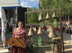 «По-чём-трес-ка-по-чём-трес-ка?»: женщина-звонарь самого большого собора в Самаре рассказала о секретах профессии