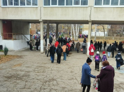 В Самаре началась массовая эвакуация школ и кибератака на местные телеграм-каналы