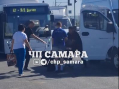В Самаре расследуют драку двух маршрутчиков на 18-ом километре
