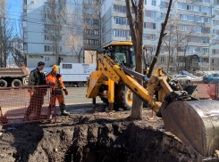 Редкий случай: в Самаре заменят трубы под трамвайными рельсами без остановки движения