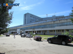 Мальчик, который упал с лестницы в торговом центре в Тольятти, умер, не приходя в сознание 