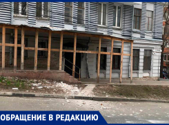 «Стена разваливается, кирпичи падают на дорогу»: в Самаре осыпается отремонтированный объект культурного наследия