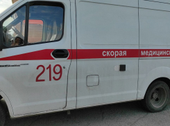 В Самаре ребёнок сломал позвоночник на обледенелых ступеньках в школьном дворе