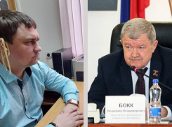 Наказан самарский депутат, слушавший Путина с лапшой на ушах