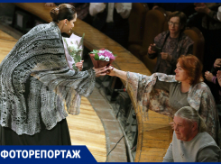 «Я искала тебя…»: столичные артистки представили в Самаре спектакль об отношениях Марины Цветаевой и её дочери