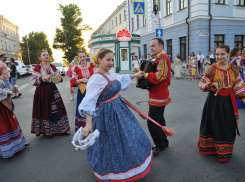 Большого концерта на площади Куйбышева в День города не будет