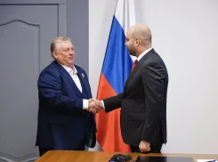 Экс-тренер «Крыльев Советов» Осинькин получил награду «За заслуги перед Самарской областью»