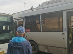 Возят за 10 рублей: пассажиры жалуются на работу водителей маршрута №70