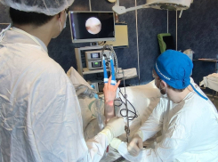Самарские врачи провели одну из самых редких операций пациенту с травмой кистевого сустава