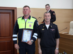 Главный полицейский Самарской области премировал участников соревнований в честь 100-летия «Динамо»