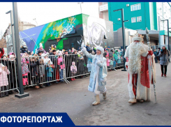 Дед Мороз – суперзвезда: как встретили поезд главного волшебника в Самаре