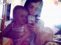 «Отвали, я хочу спать!»: приговор умственно отсталой самарчанке, выбросившей дочку с 6 этажа, вступил в силу