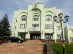 Прокуратура через суд требует снять с должности двух чиновников самарской мэрии