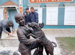 В Самаре появилась новая скульптура персонажей из любимой детской сказки