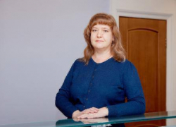Главный специалист Минздрава Самарской области Светлана Тупикова уволилась после скандала с оценками дочери