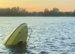 На Волге в районе Тольятти затонул катер