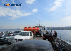Паром на профилактике: в конце августа скандальная переправа из Самары в Рождествено снова изменит расписание