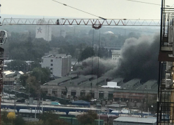 Крупный пожар произошёл на улице Калинина в Самаре