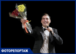 В Самарской филармонии Дмитрий Дюжев представил «Евгения Онегина»