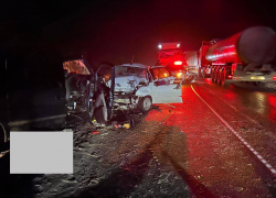 Минивэн с 8 пассажирами резался в «Гранту» в Большеглушицком районе: оба водителя погибли