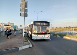 Жители Сухой Самарки возмущены новым маршрутом автобуса №5д, который теперь заходит в Волгарь