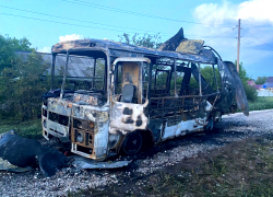 «Бегите дальше, прячьтесь в кусты!»: во взорвавшемся под Самарой автобусе ехали 24 школьника