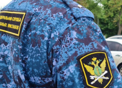 Житель Жигулёвска чуть не лишился дорогого внедорожника из-за долга в 100 тысяч рублей