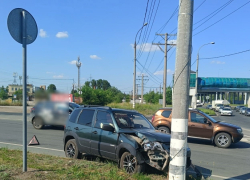 В Тольятти в ДТП с Chevrolet Niva пострадали четыре ребенка 