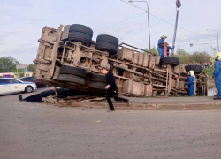 При столкновении грузовика и легковушки в Волжском районе погибли 4 человека
