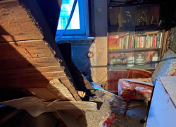 В квартире на улице Советской в Самаре обрушился потолок 