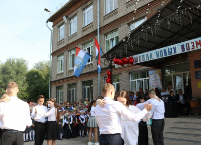 Самарский прокурор требует остановить денежные поборы в школе №163 на охрану 