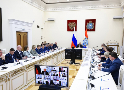 В Самарской области чиновникам запретили пользоваться телефонами на совещаниях