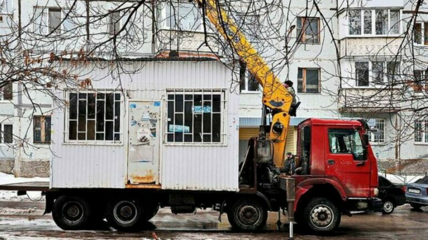 В Самаре снесут 245 незаконных торговых павильонов