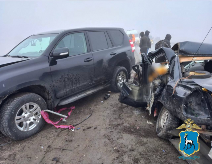 В Волжском районе в условиях тумана произошло смертельное ДТП с участием трёх авто  