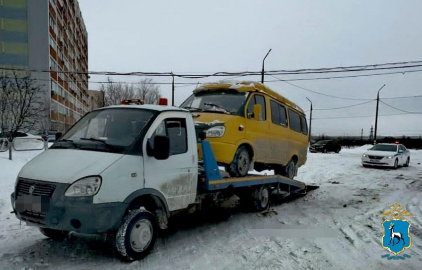 В Новокуйбышевске сняли с рейса маршрутку с неисправной тормозной системой